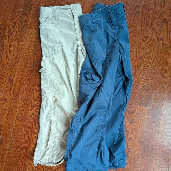 Style & Co Casual Cargo Pants Pair in Khaki & Blue Capri Length Runs Large - Picture 4 of 7